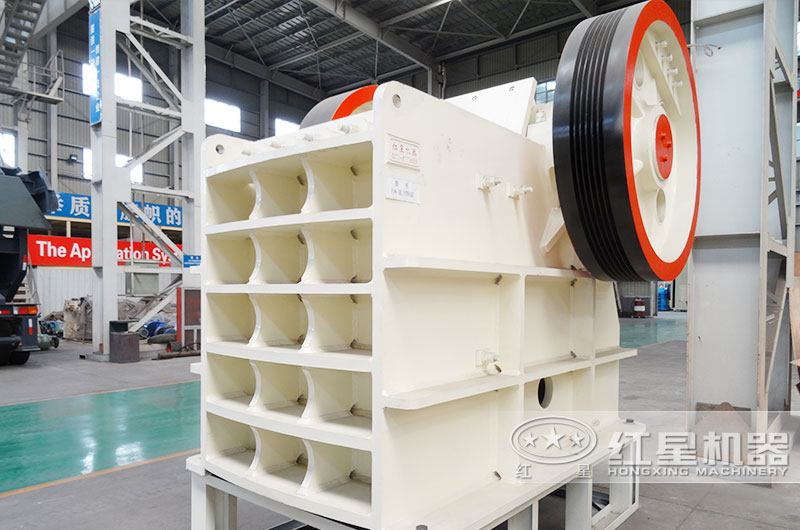 HD德版颚式破碎机 HD德版颚式破碎机