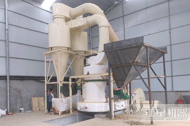 粉煤灰磨粉现场实拍图 粉煤灰磨粉现场实拍图